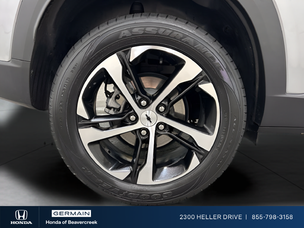 Used 2024 Chevrolet Trax RS w/ Driver Confidence Package FWD image 27