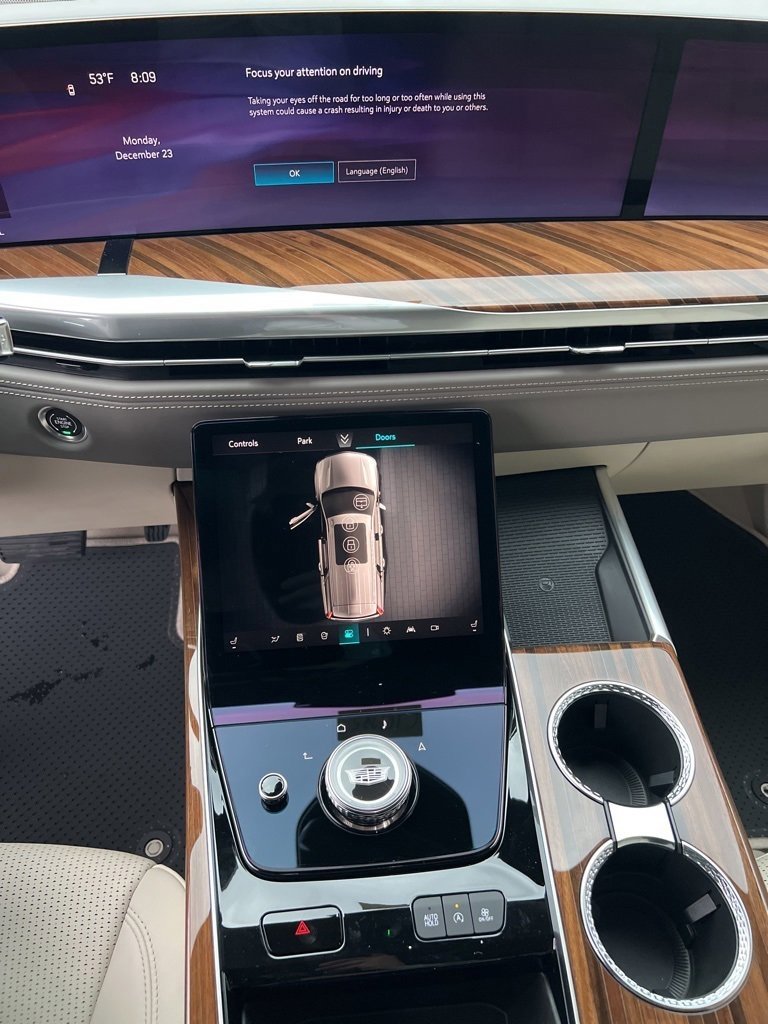 New 2025 Cadillac Escalade Premium Luxury Platinum image 9