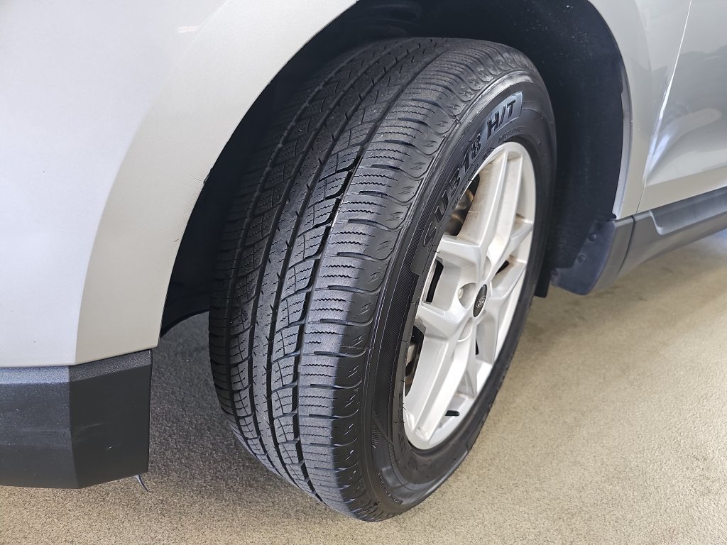 Used 2023 Ford Edge SEL AWD/4WD image 37