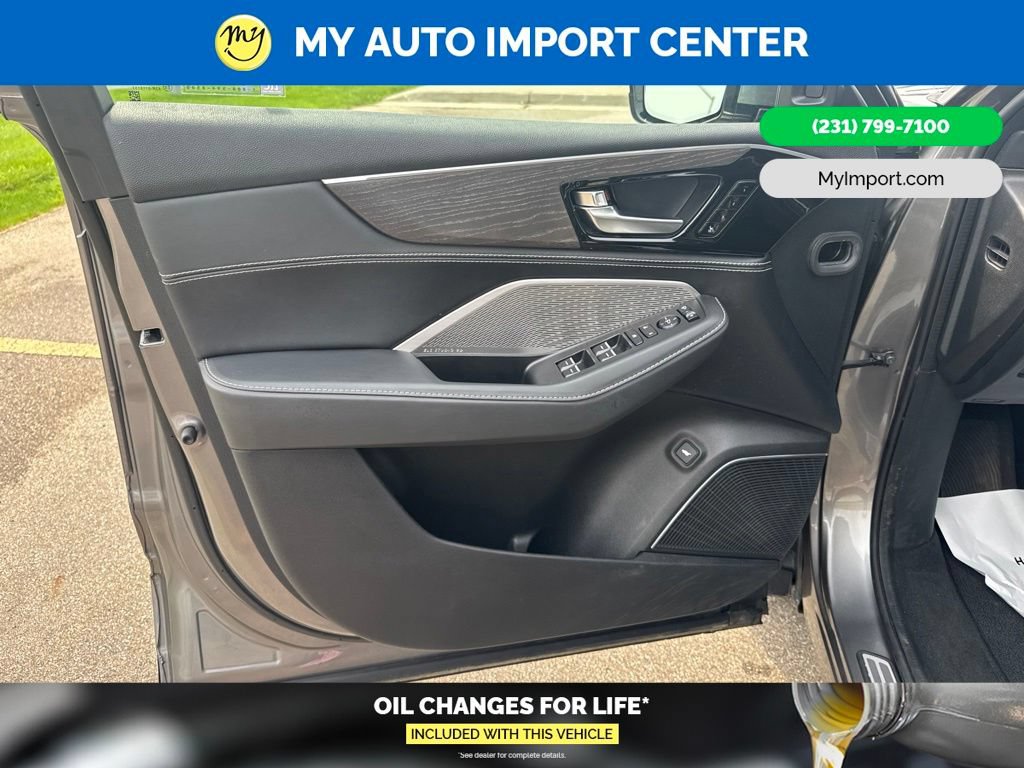 Used 2023 Acura MDX w/ Advance Package AWD/4WD image 10