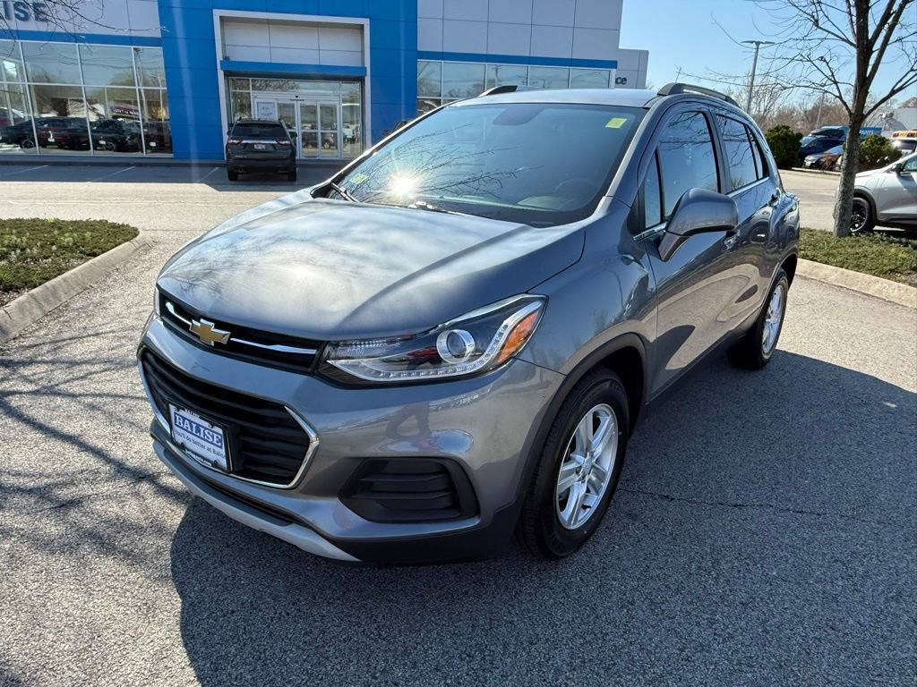 Used 2020 Chevrolet Trax LT w/ LT Convenience Package FWD image 9