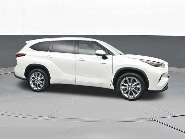 Used 2020 Toyota Highlander Limited FWD image 18