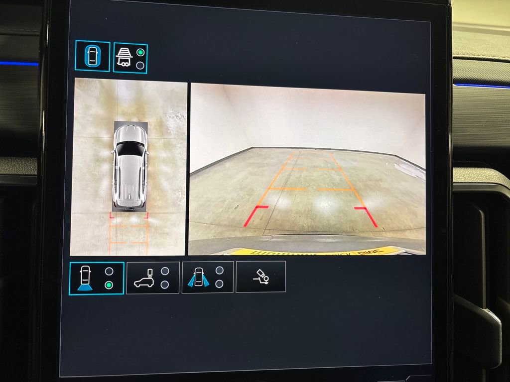 New 2026 GMC Acadia AT4 w/ LPO, Floor Liner Package image 40