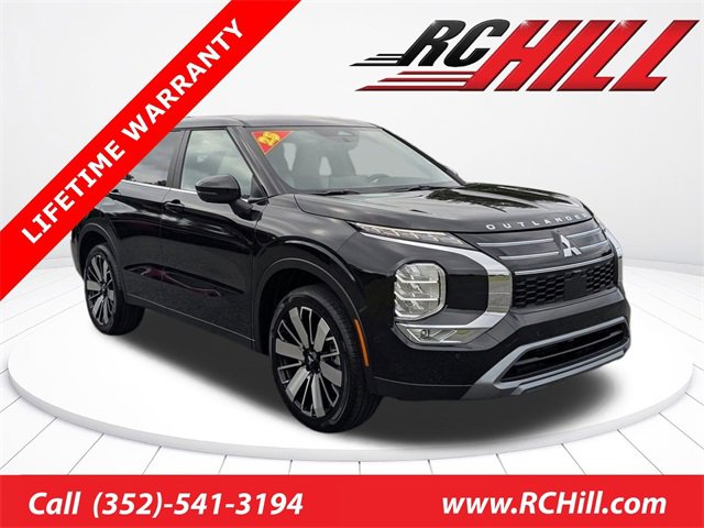 New 2025 Mitsubishi Outlander SE