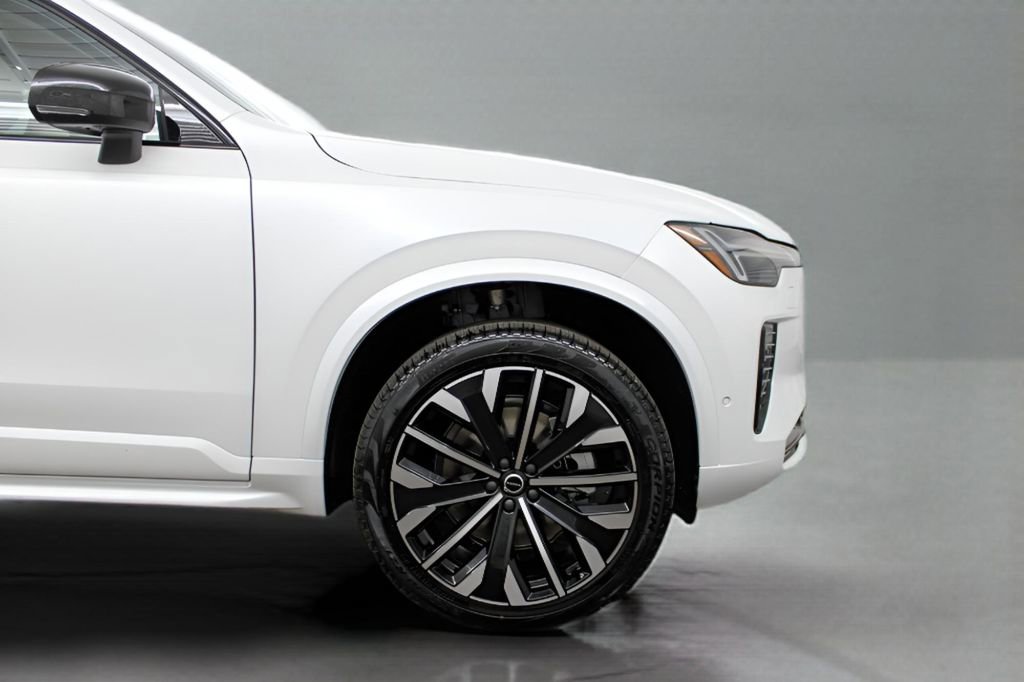New 2026 Volvo XC90 B6 Ultra w/ Protection Package Premier image 34