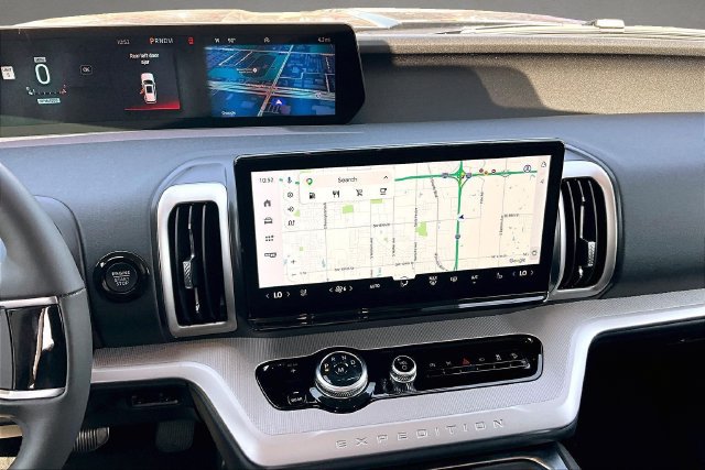 New 2027 Ford Expedition Active AWD/4WD image 6