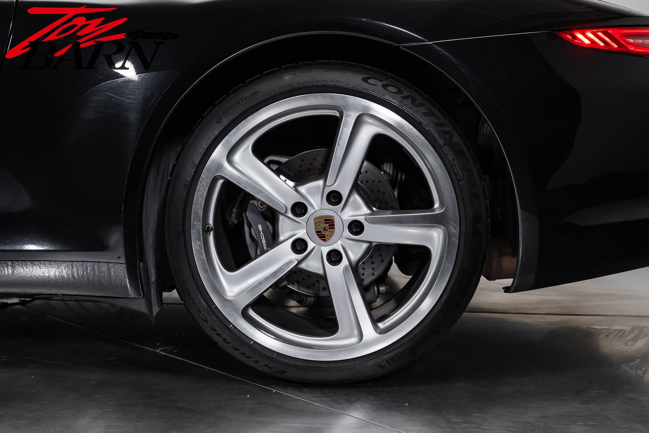 Used 2016 Porsche 911 Carrera Black Edition RWD image 25