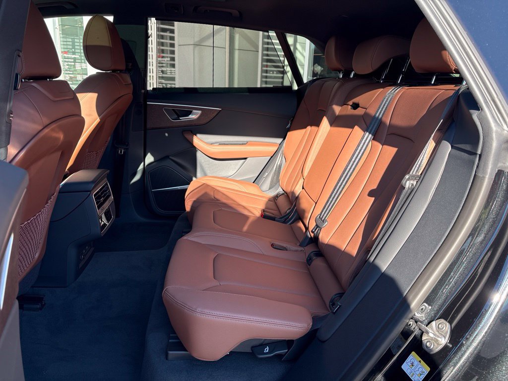 New 2027 Audi Q8 Premium Plus AWD/4WD image 32