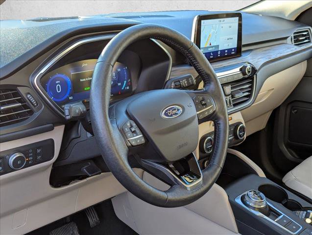 Used 2020 Ford Escape Titanium w/ Titanium Premium Package 2.0 image 10