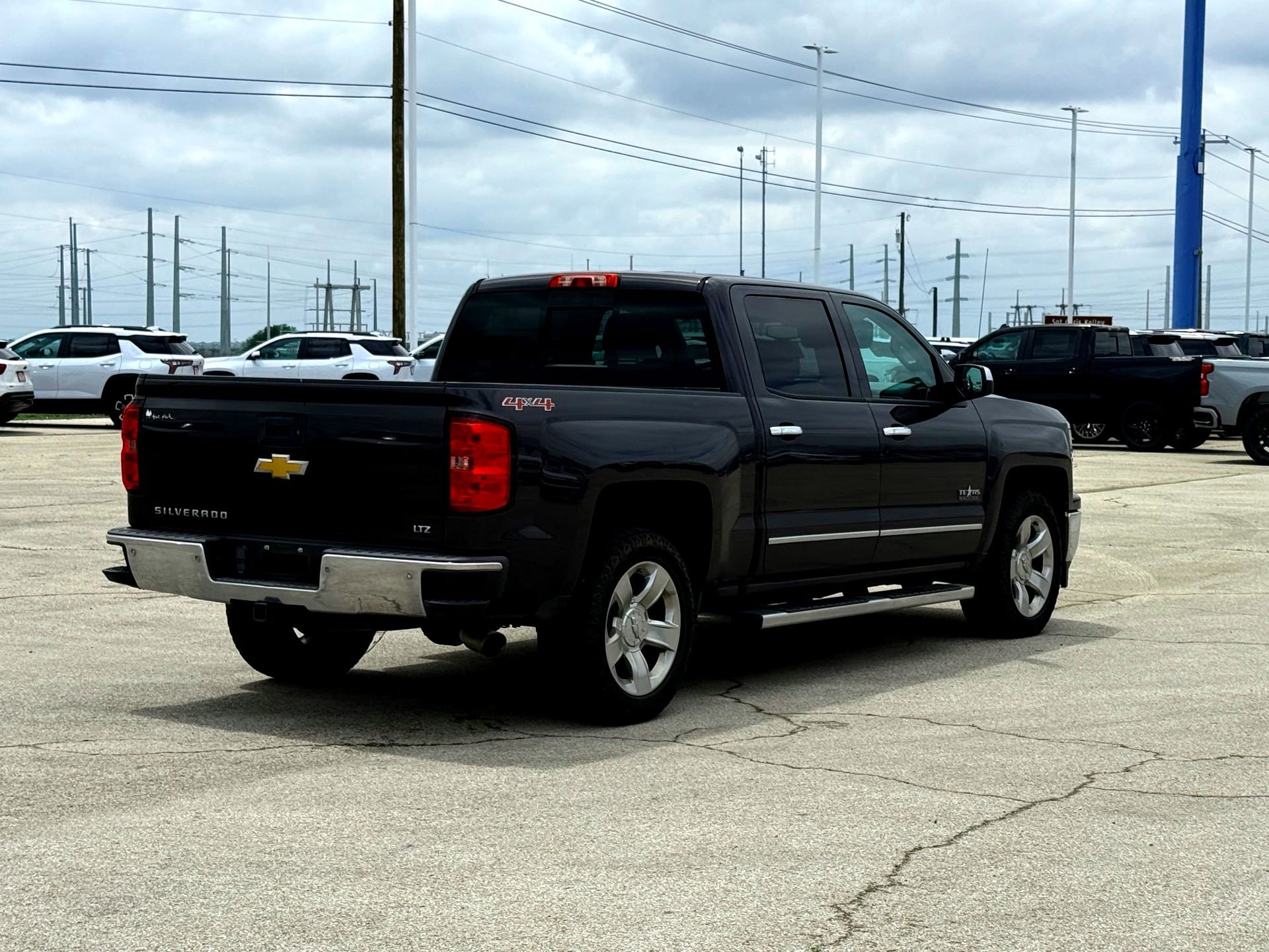 Used 2014 Chevrolet Silverado 1500 LTZ w/ Texas Edition, 1LZ Trim AWD/4WD image 4