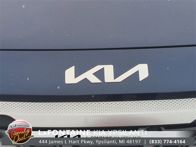 Certified 2025 Kia Seltos EX w/ EX Sunroof Package image 9