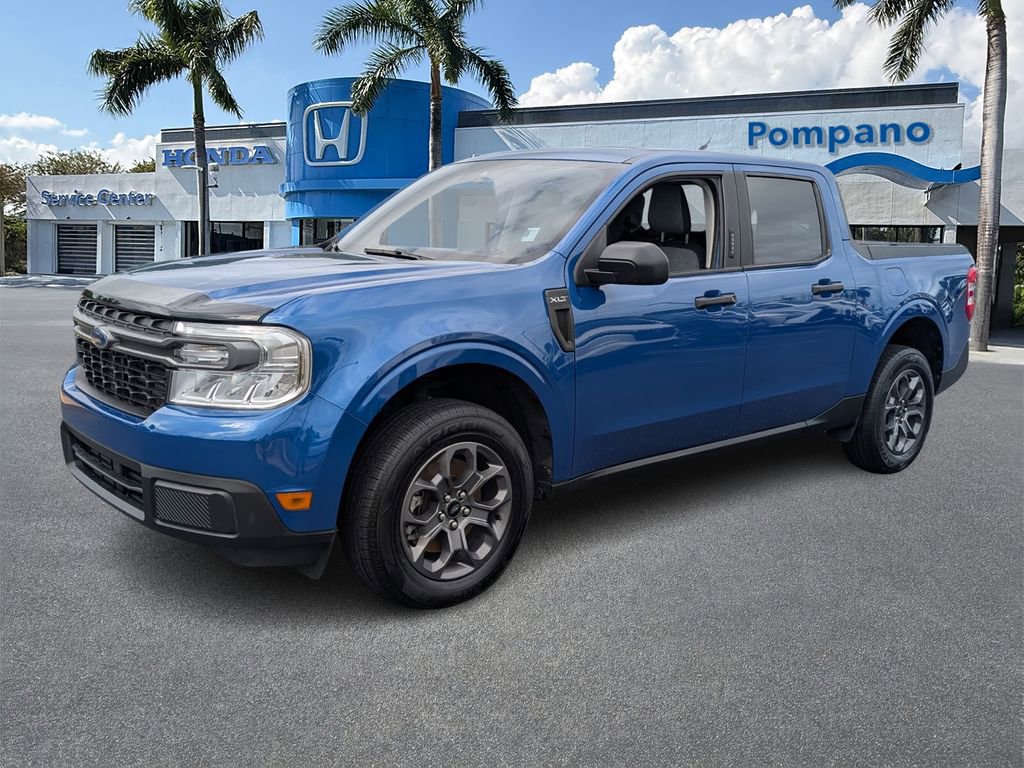Used 2023 Ford Maverick XLT image 3