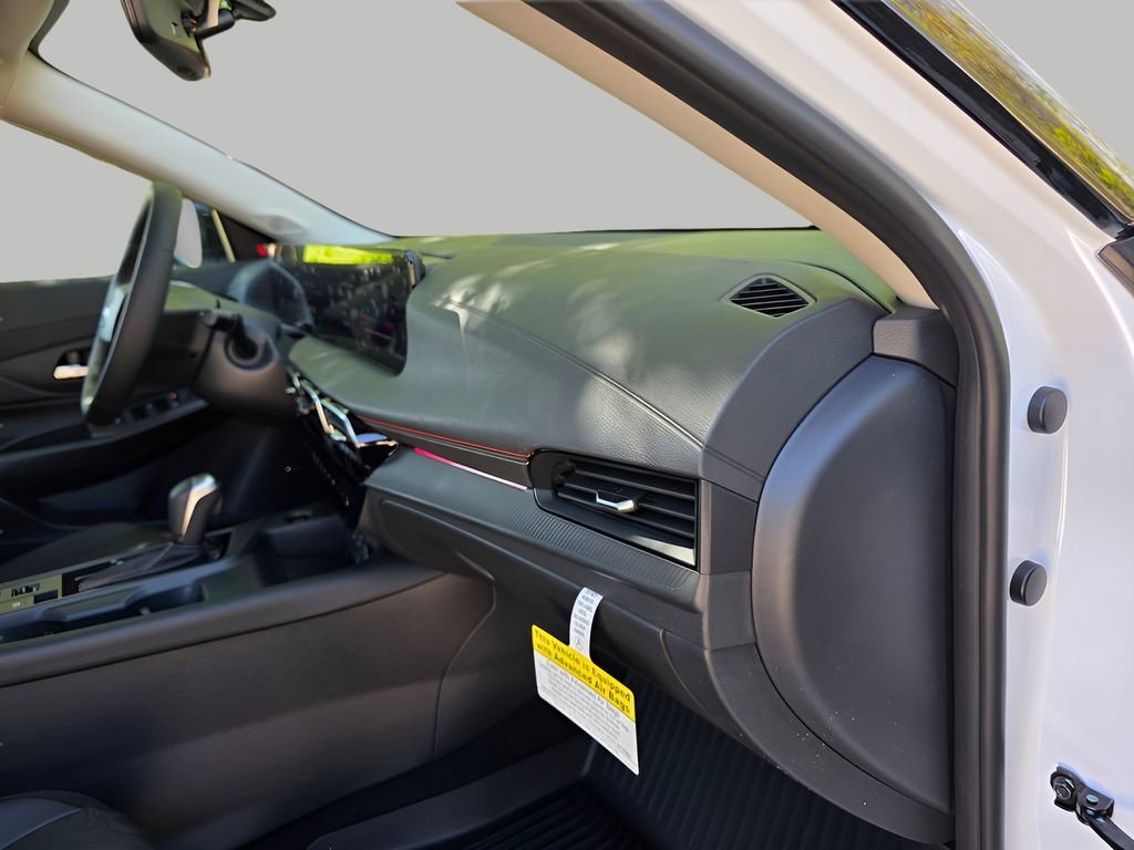 New 2026 Nissan Sentra SR image 12