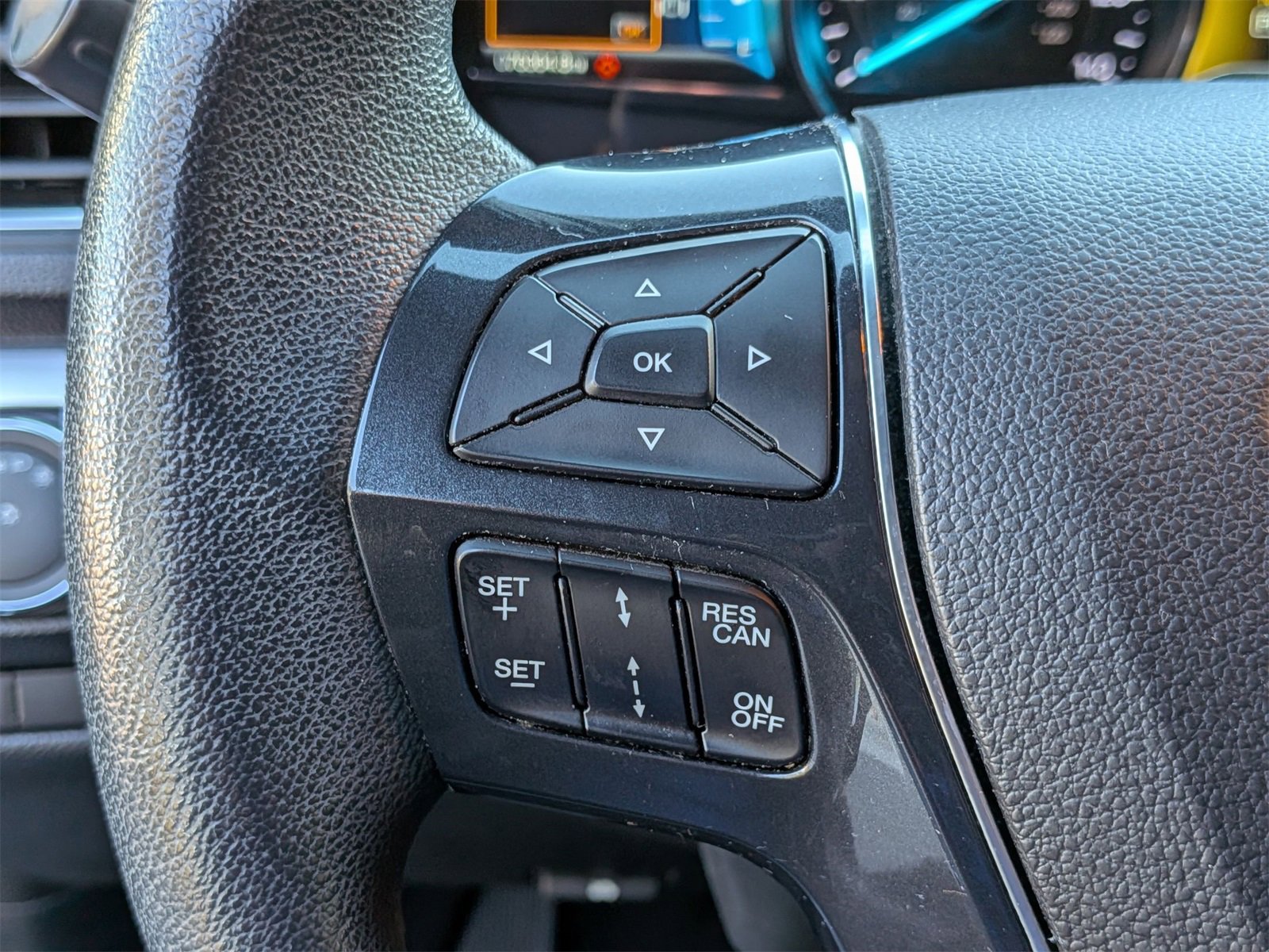 Used 2018 Ford Explorer Limited w/ Ford Safe & Smart Package image 18