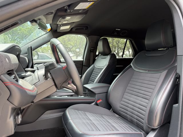 Used 2025 Ford Explorer ST-Line AWD/4WD image 7