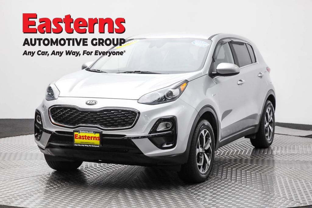 Used 2022 Kia Sportage LX image 1