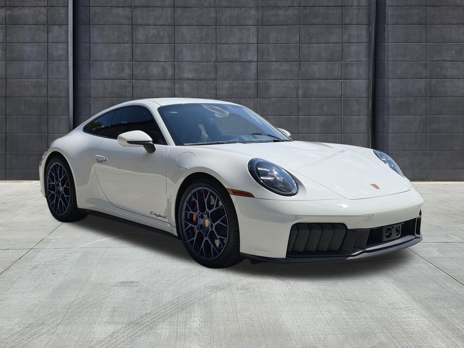 Certified 2025 Porsche 911 Carrera 4 GTS AWD/4WD image 6