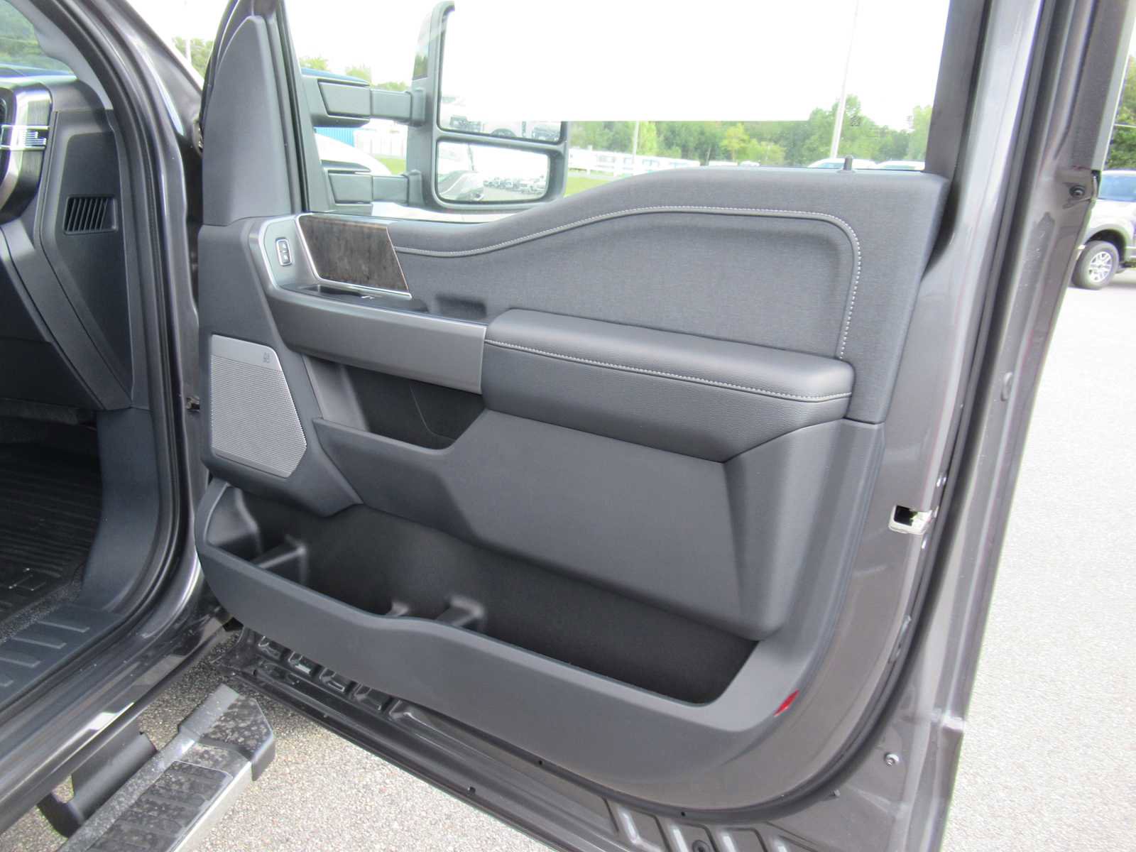 New 2026 Ford F350 Lariat image 12