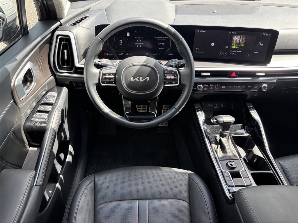 Used 2024 Kia Sorento SX image 15