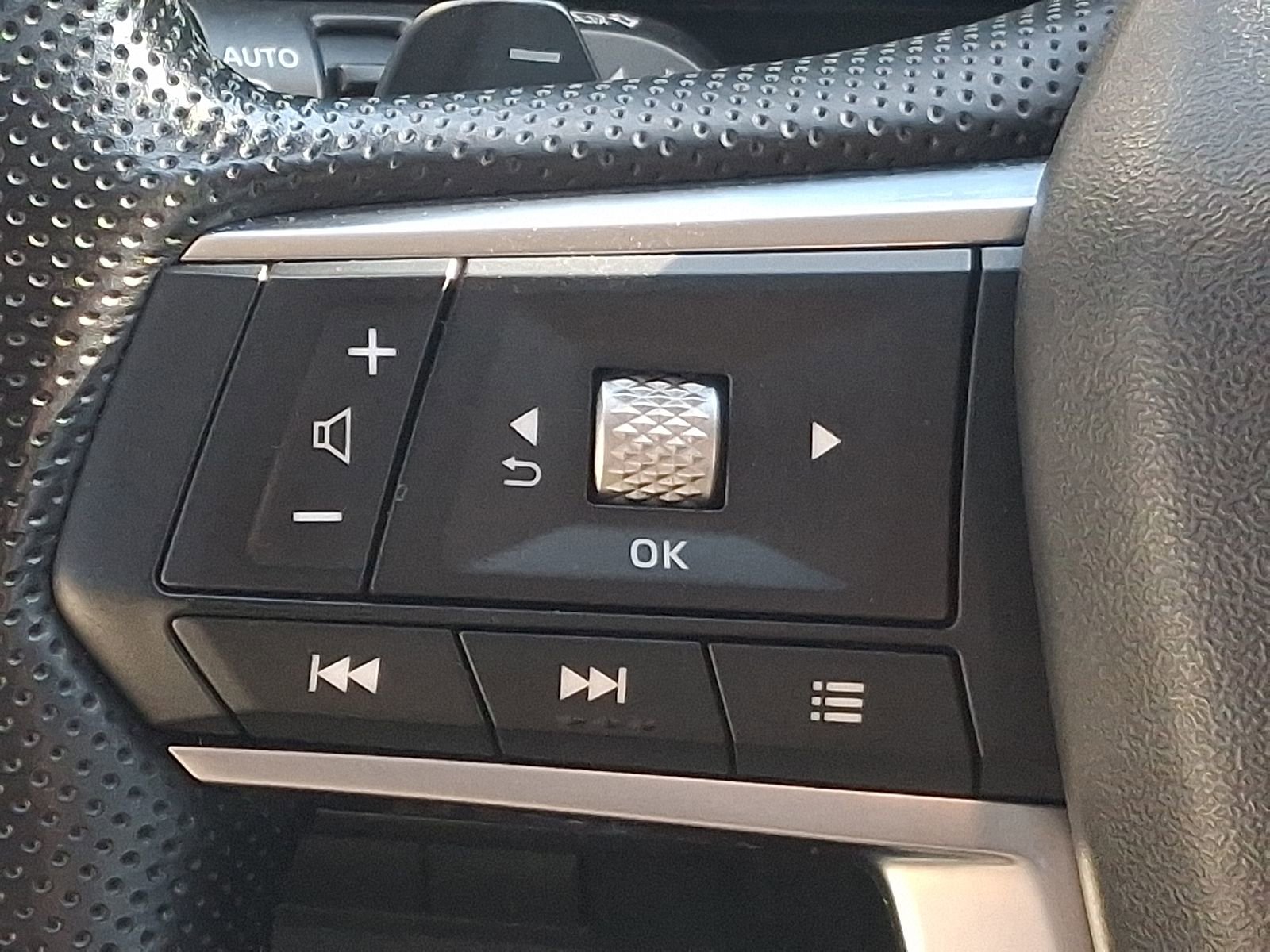 Used 2023 Mitsubishi Outlander SEL Black Edition image 21