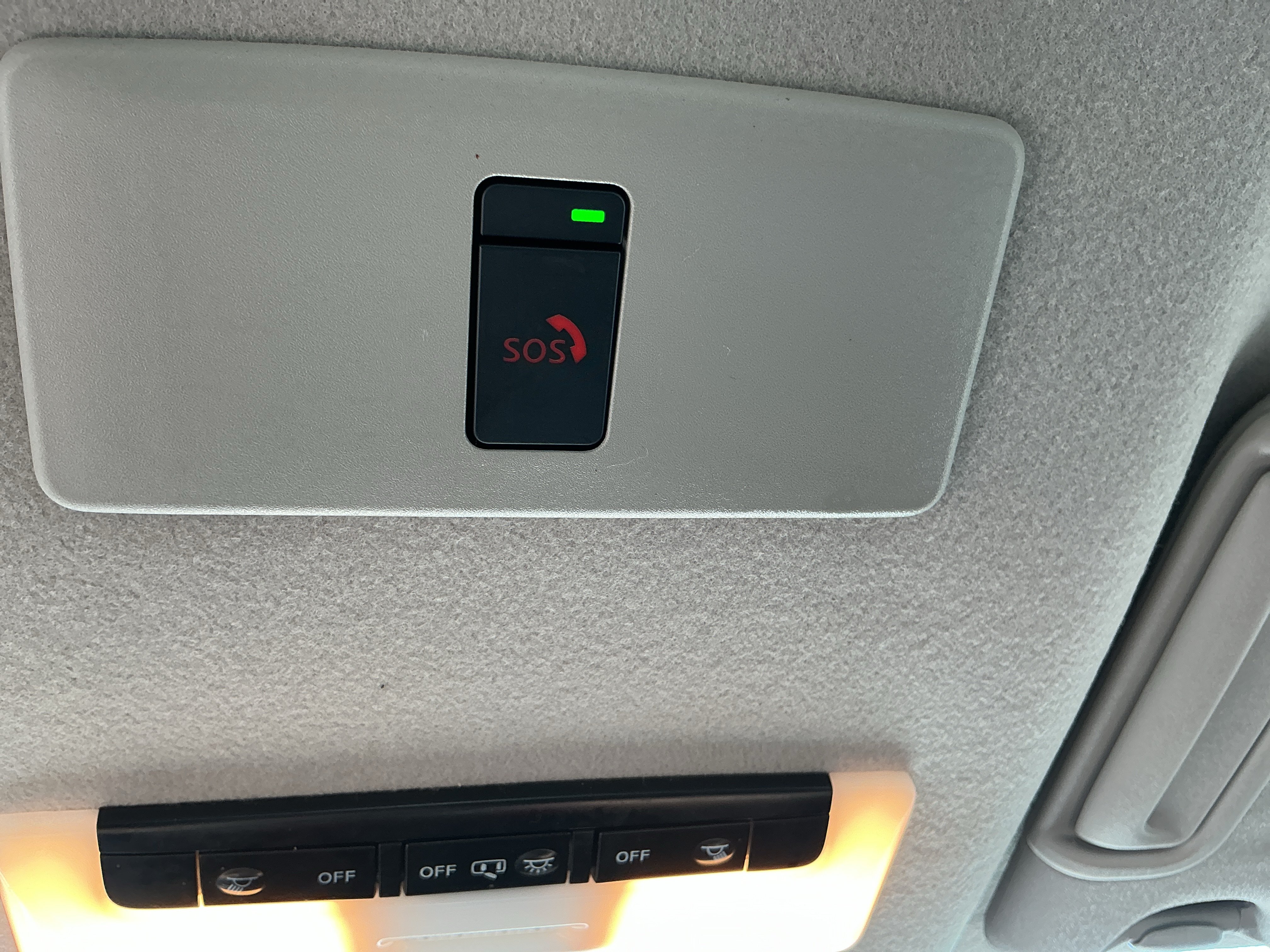 Certified 2024 Nissan Versa SR FWD image 21