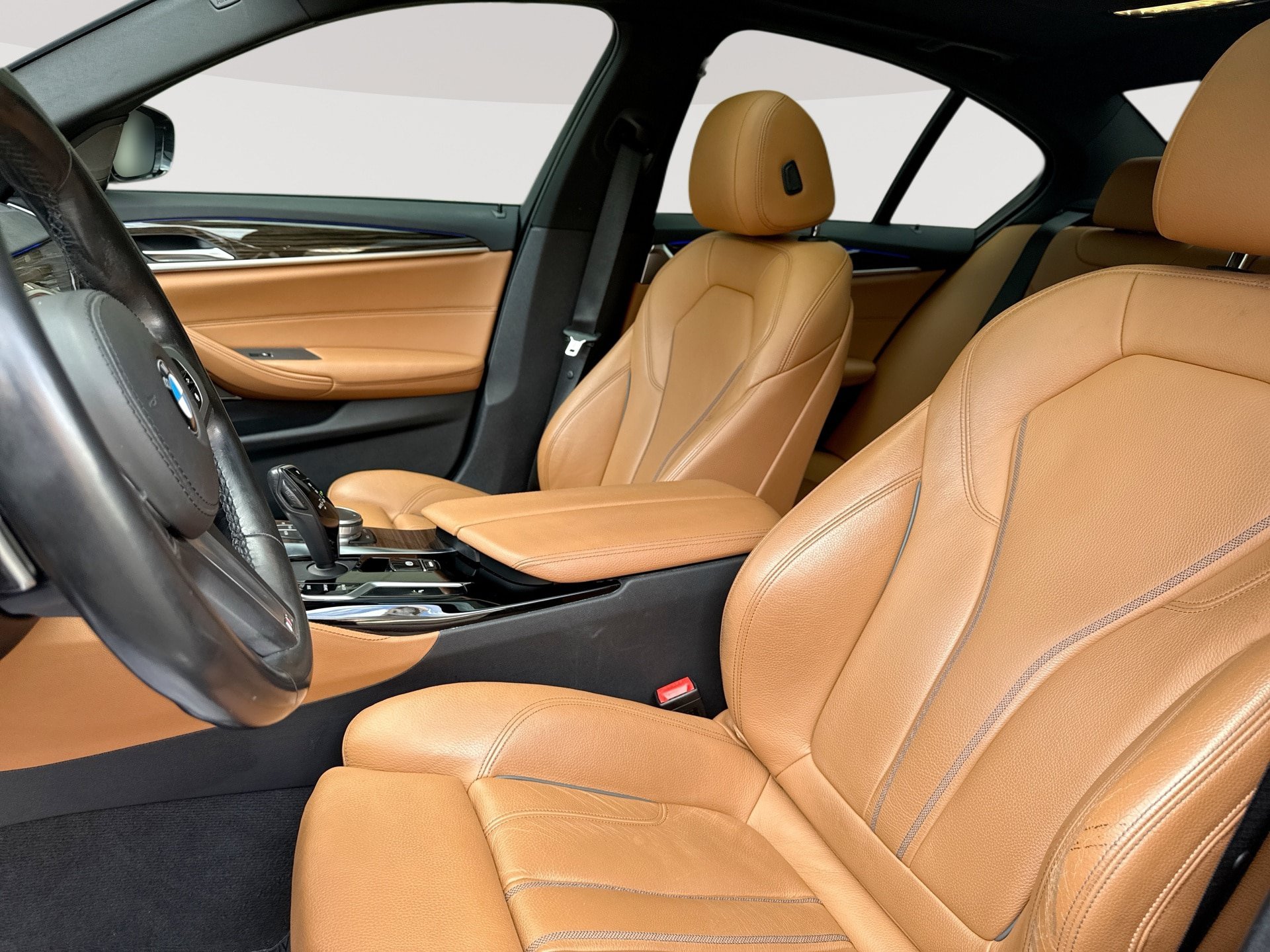 Used 2021 BMW 530i RWD image 13
