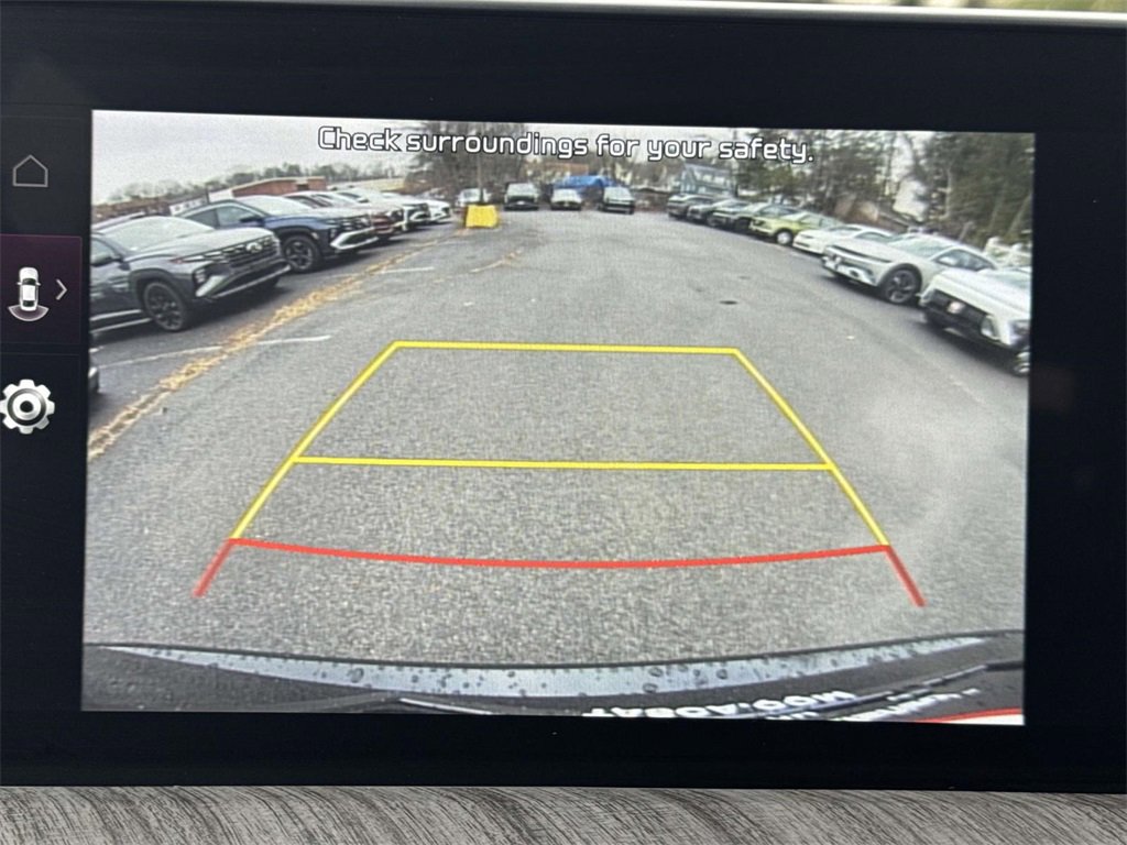 Used 2023 Kia Telluride EX image 31