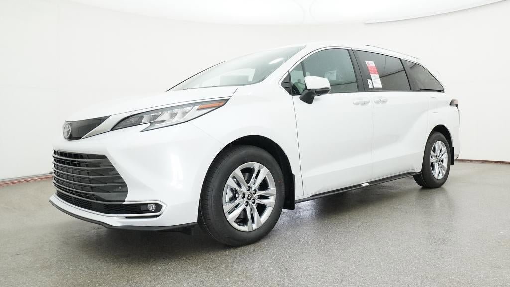 New 2026 Toyota Sienna Limited FWD image 17