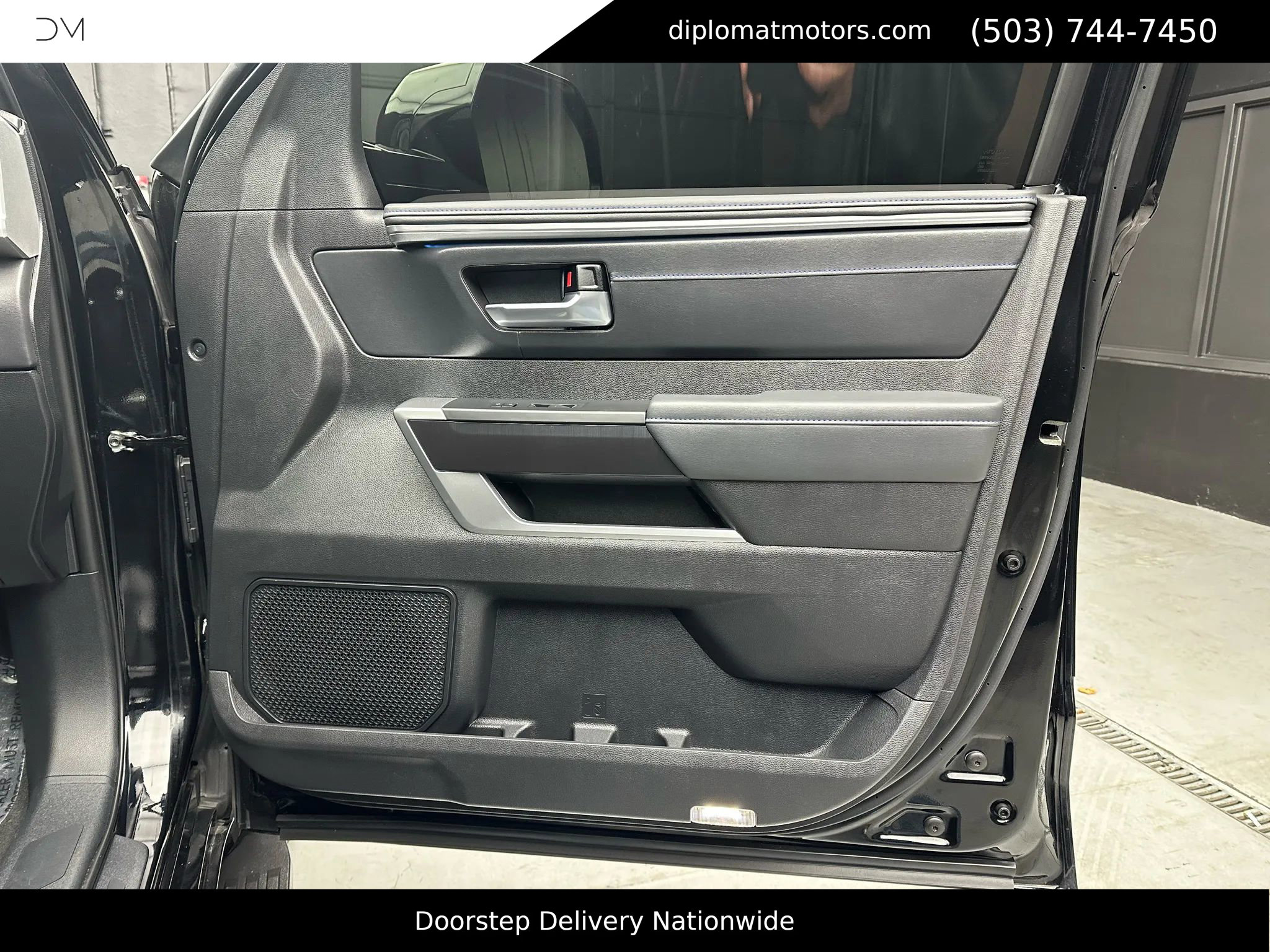 Used 2023 Toyota Sequoia Platinum image 39