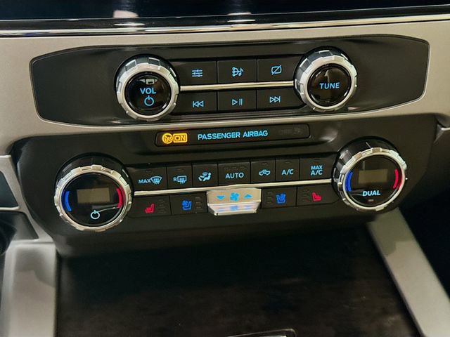 Used 2022 Ford F250 Lariat w/ Lariat Ultimate Package image 19