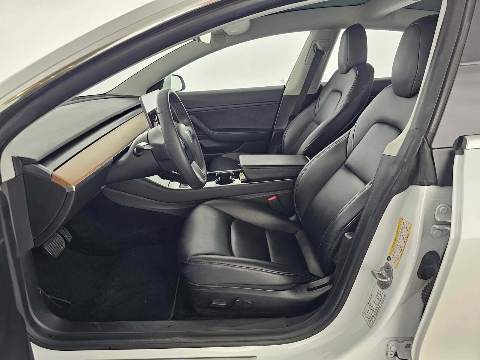 Used 2020 Tesla Model 3 Long Range image 19