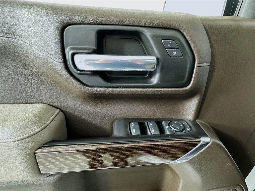 Used 2020 GMC Sierra 1500 Elevation image 18