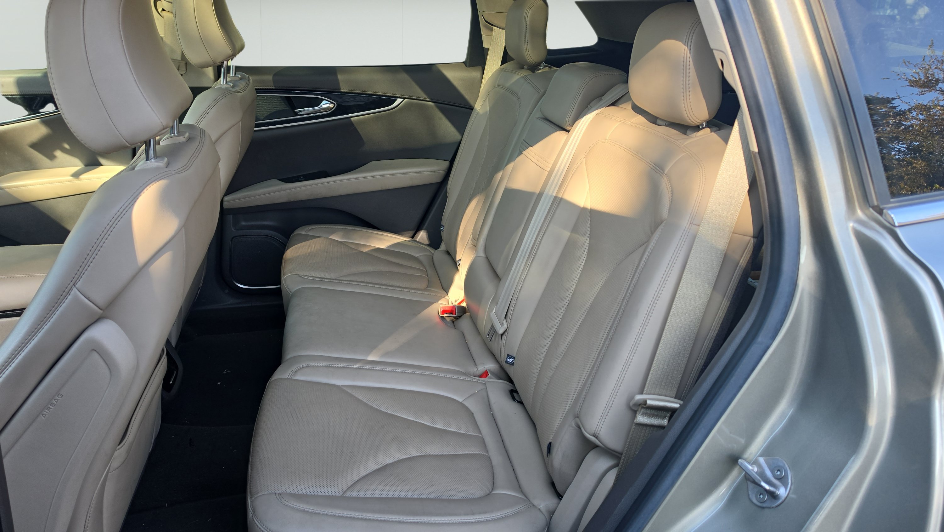 Used 2023 Lincoln Nautilus Reserve FWD image 21