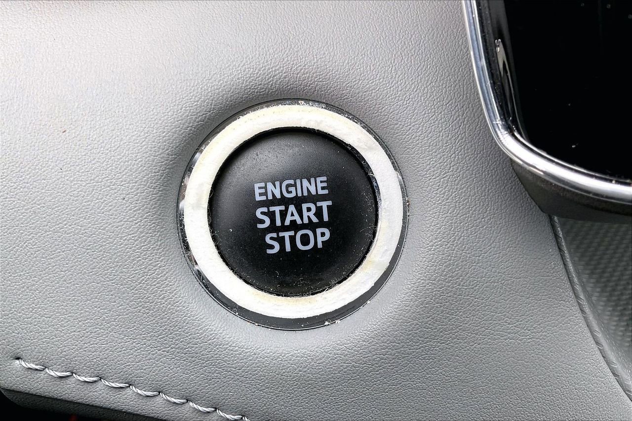 Used 2023 Toyota Highlander LE image 29