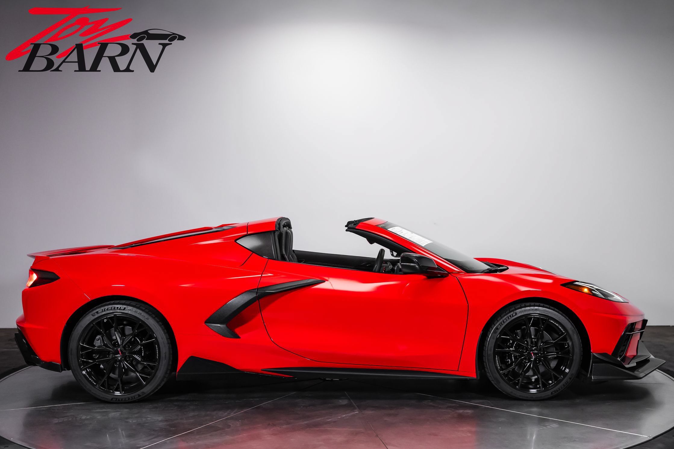 Used 2024 Chevrolet Corvette Stingray Coupe w/ 1LT RWD image 5