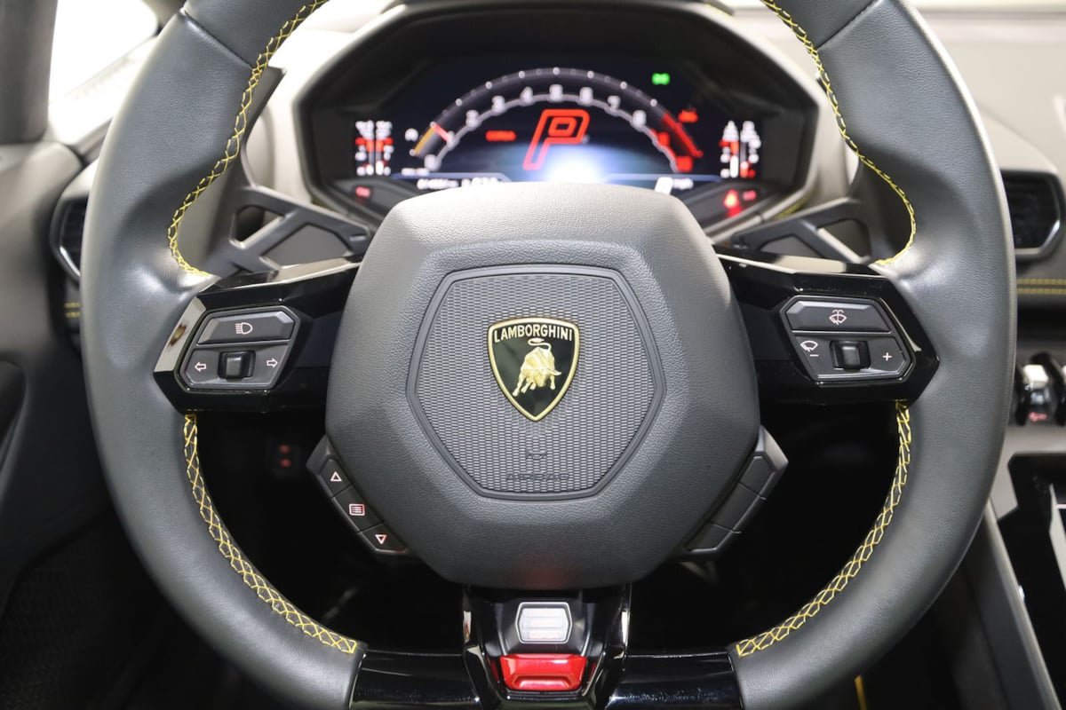 Used 2023 Lamborghini Huracan EVO RWD image 67