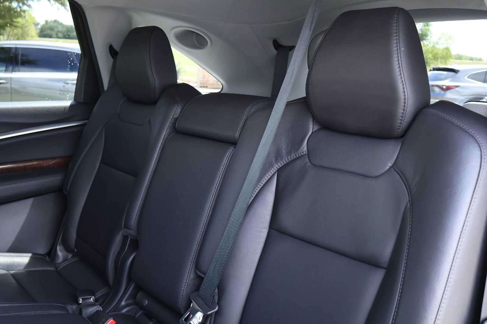 Used 2018 Acura MDX w/ Technology Package FWD image 13
