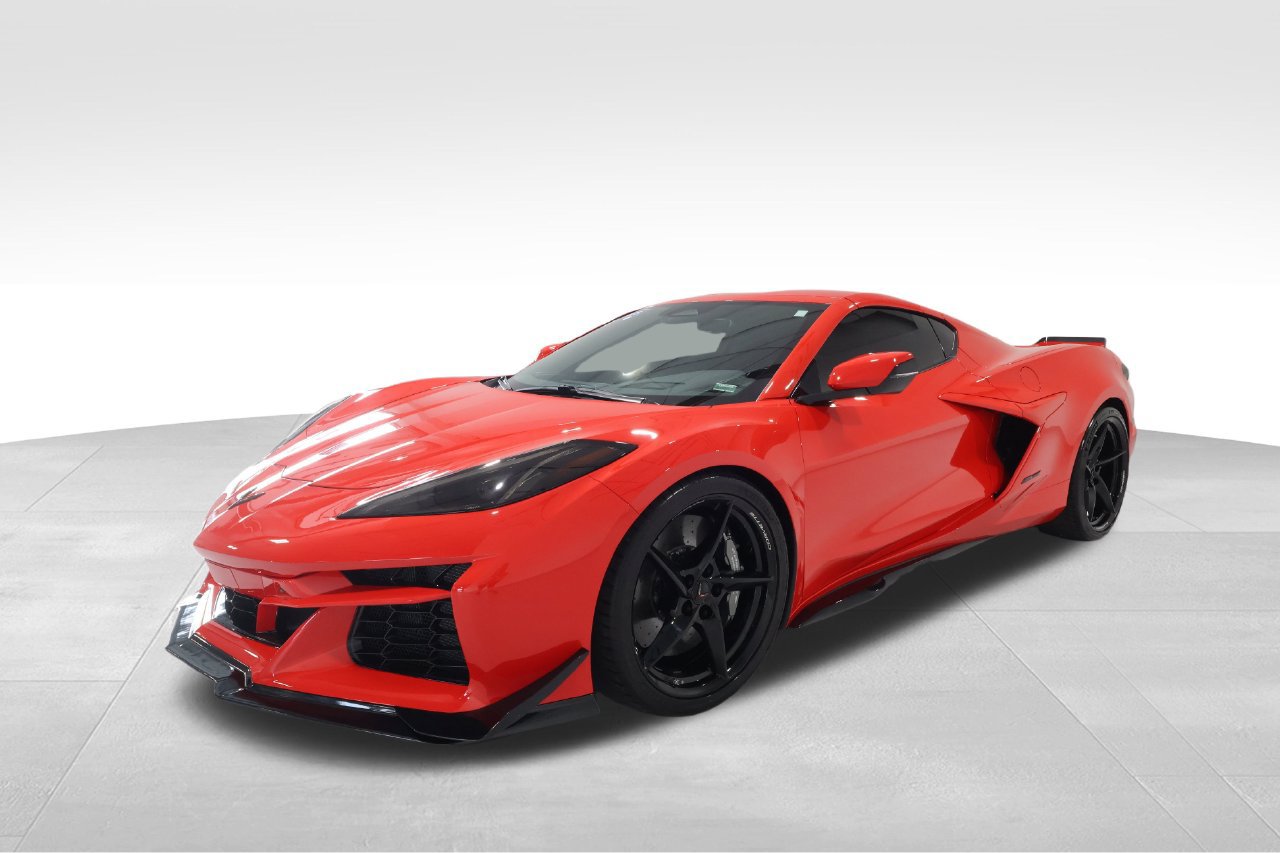 Used 2025 Chevrolet Corvette E-Ray w/ ZER Performance Package AWD/4WD image 8