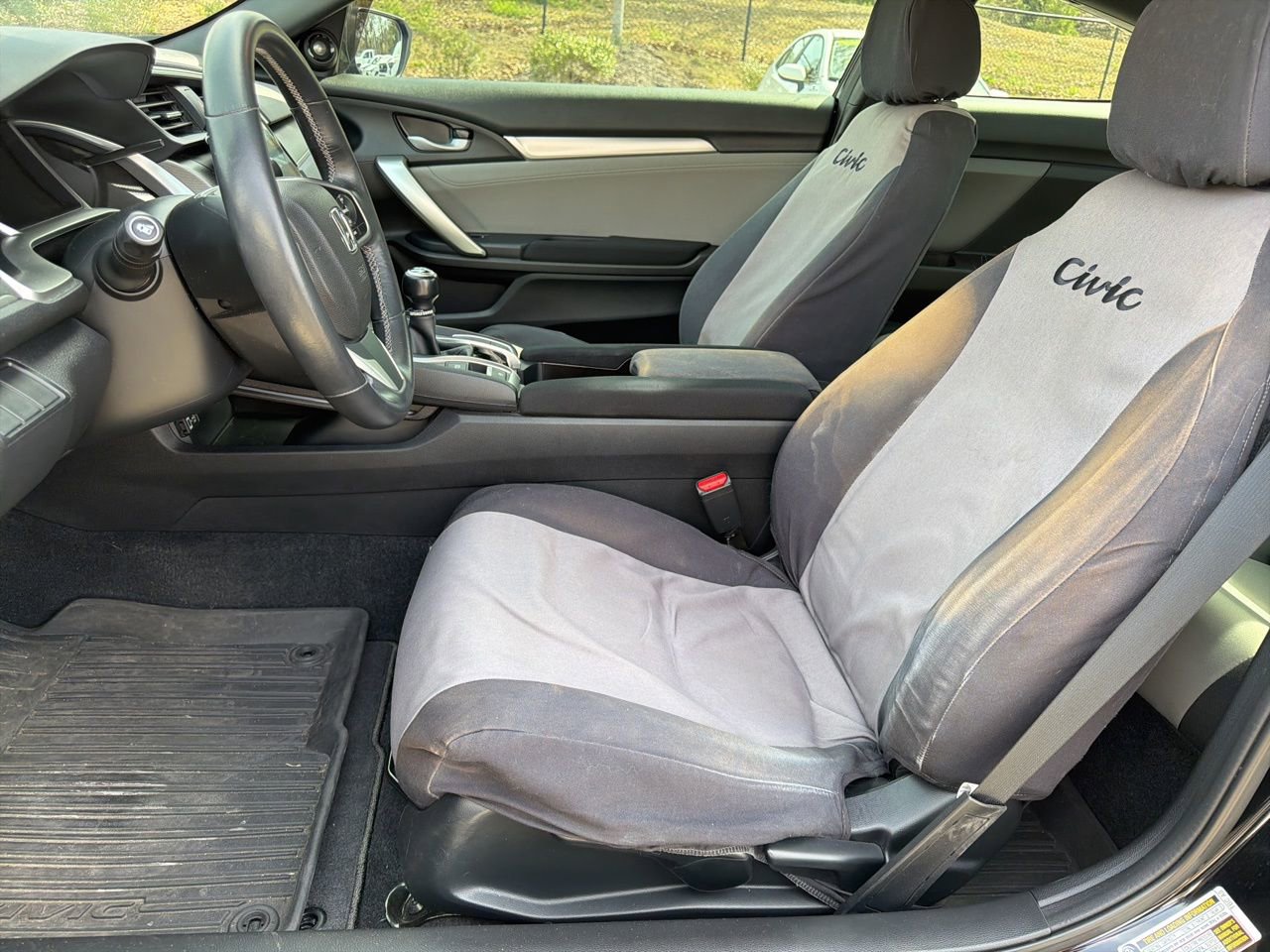 Used 2018 Honda Civic EX-T image 7