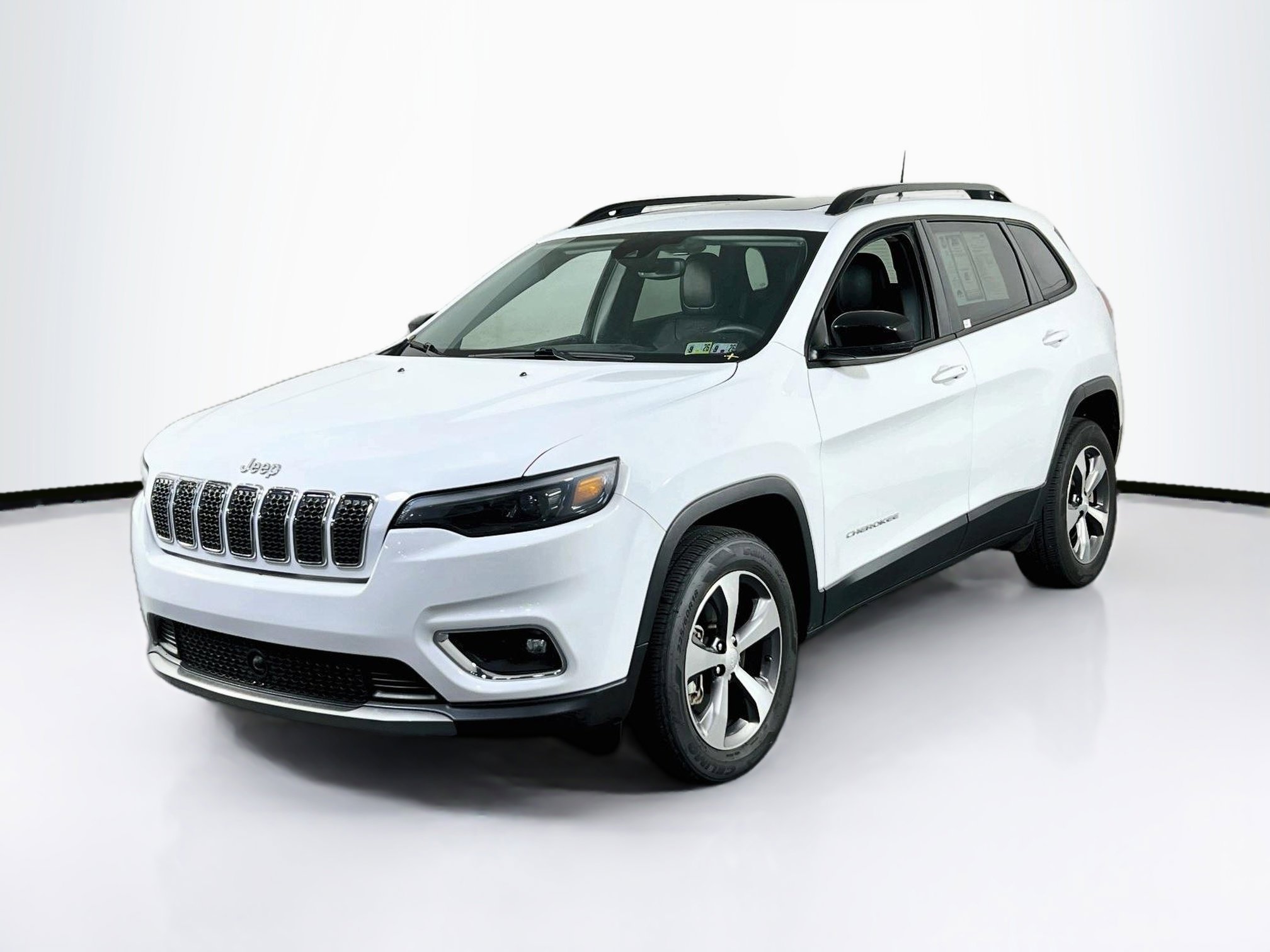 Used 2022 Jeep Cherokee Limited AWD/4WD image 1