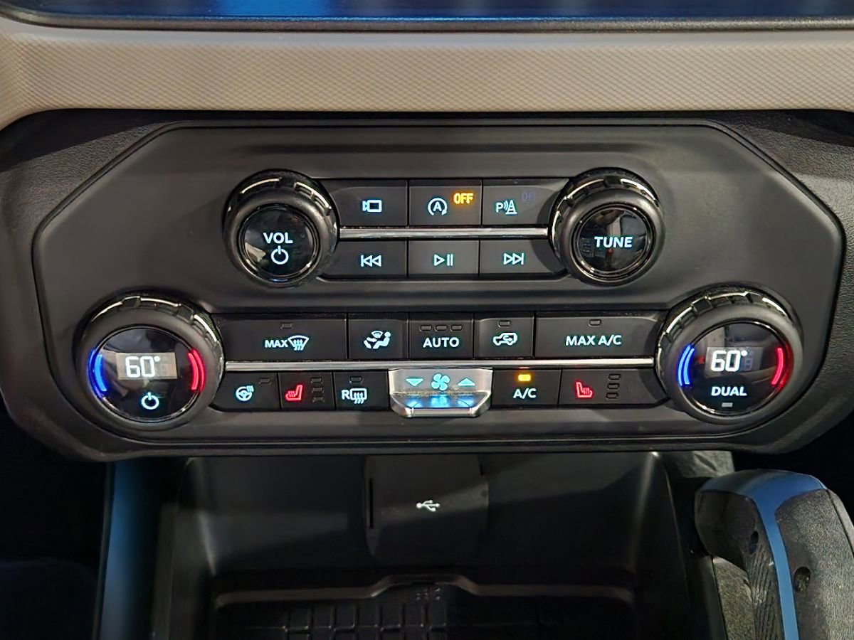 Used 2024 Ford Bronco Wildtrak AWD/4WD image 39