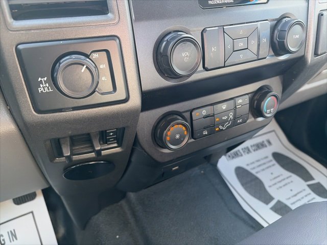 Used 2020 Ford F250 XL w/ Power Equipment Group image 16