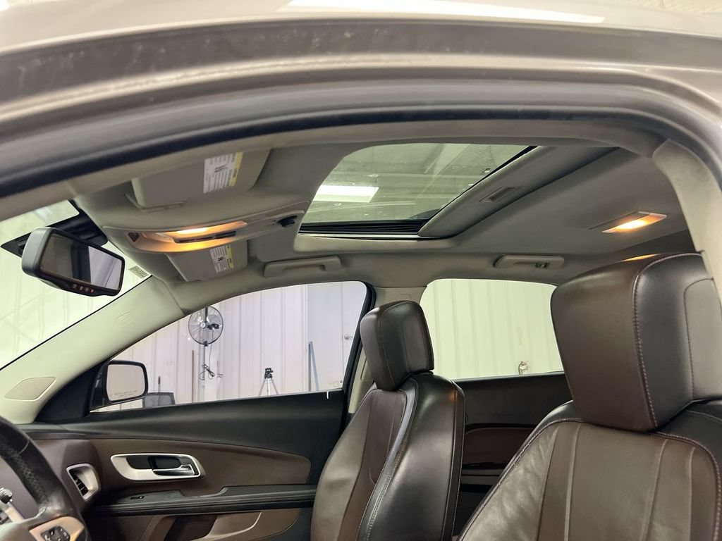 Used 2010 Chevrolet Equinox LTZ AWD/4WD image 18
