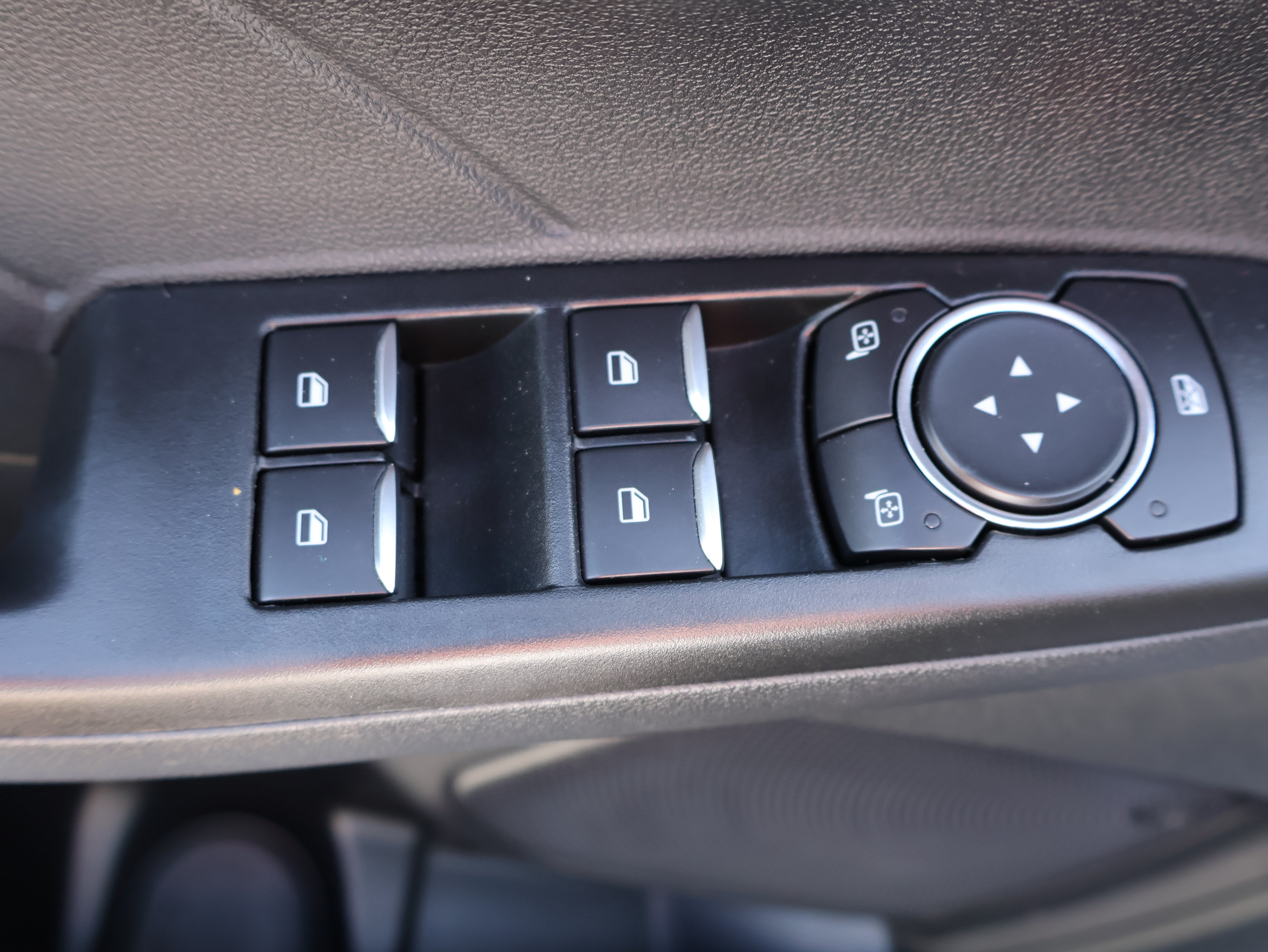 Used 2022 Ford Escape SEL AWD/4WD image 46
