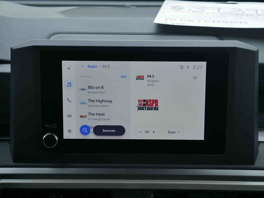 Used 2025 Toyota Tacoma SR5 image 6