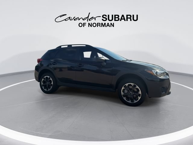 Used 2023 Subaru Crosstrek 2.0i AWD/4WD image 2