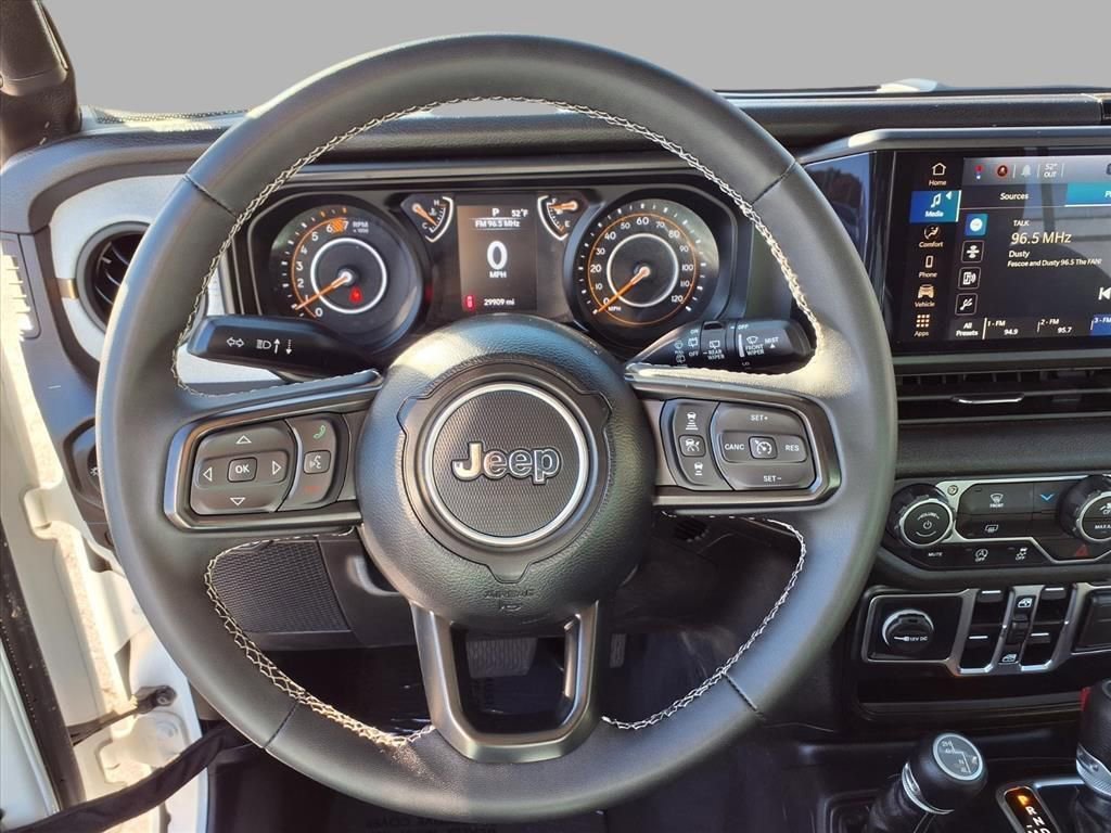 Used 2025 Jeep Wrangler Sport S image 13