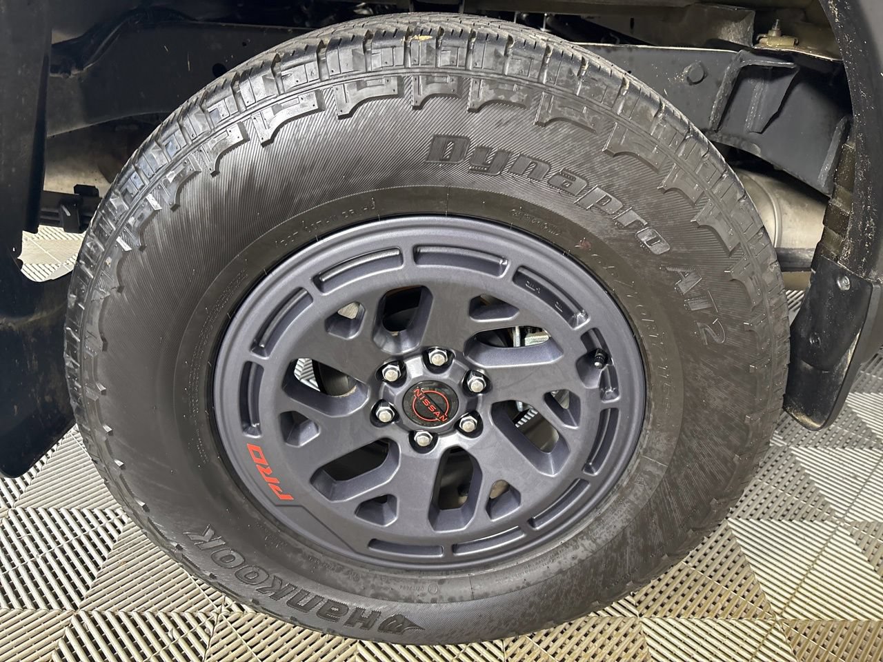 Used 2025 Nissan Frontier PRO-4X AWD/4WD image 34
