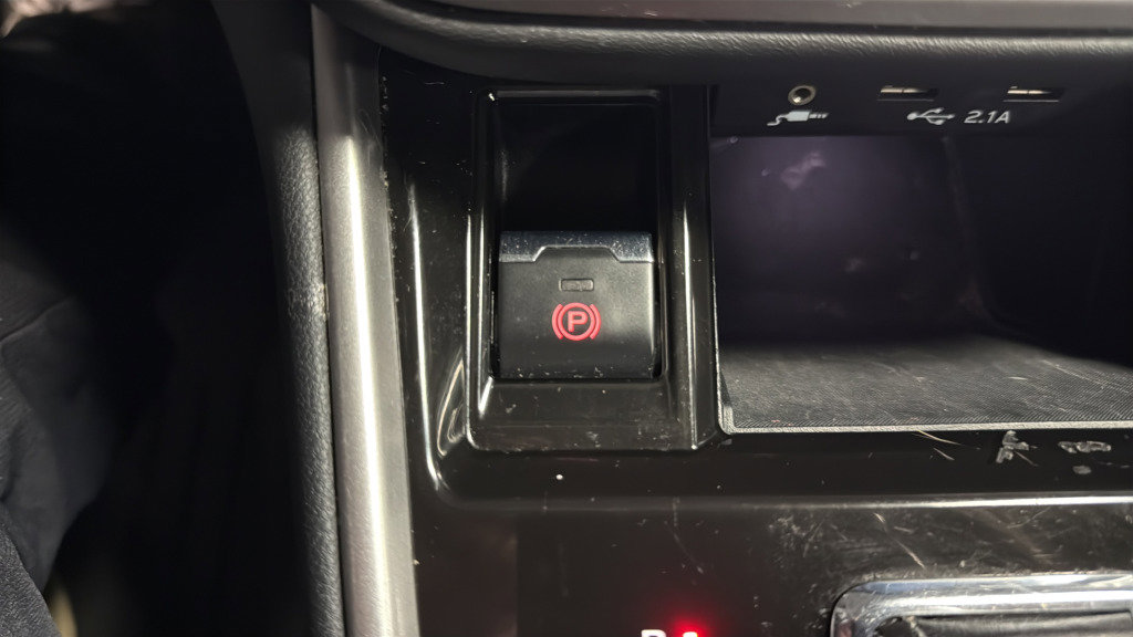 Used 2020 Subaru Outback Limited w/ Popular Package #2 image 26