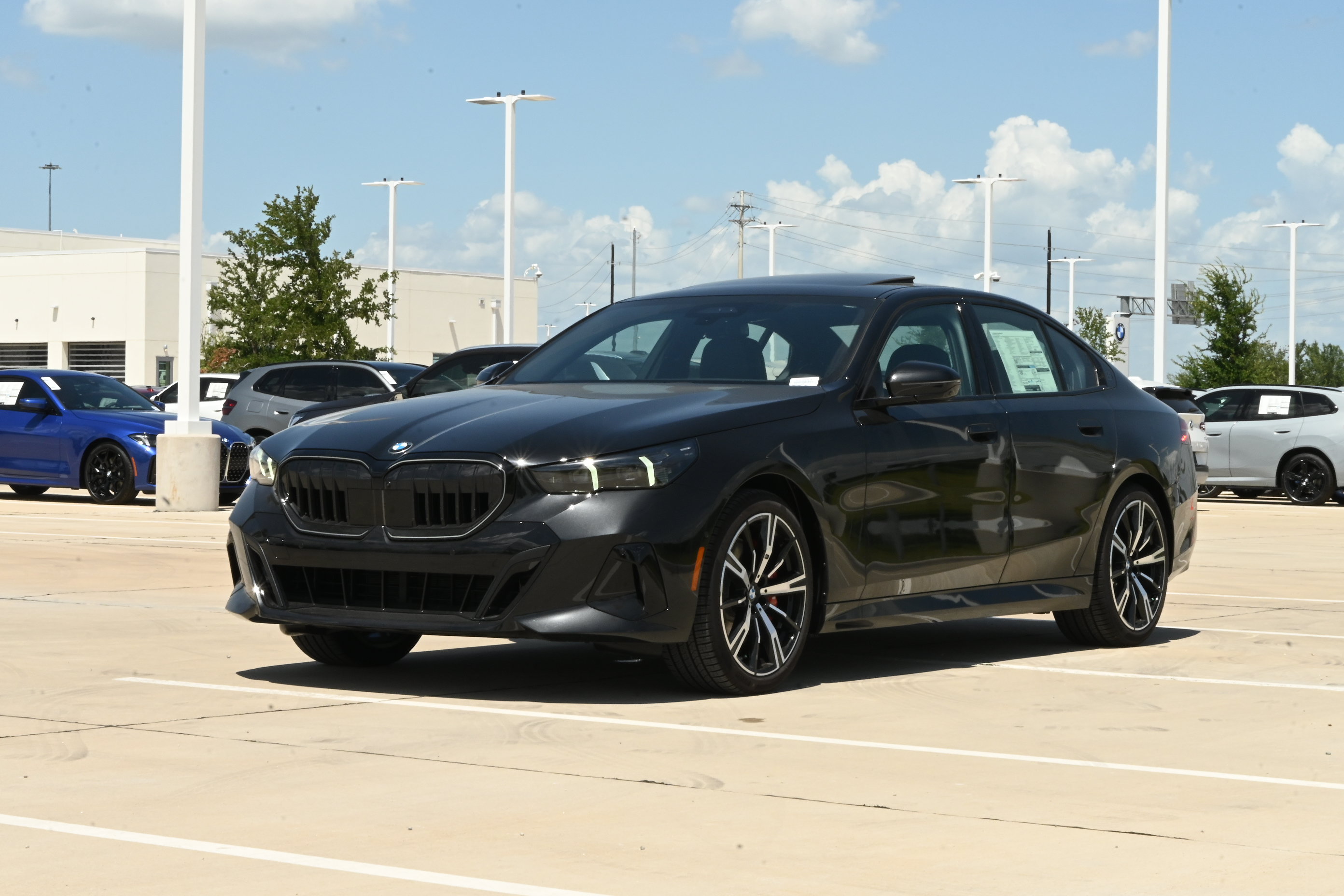 New 2027 BMW 540i xDrive w/ M Sport Package AWD/4WD image 3